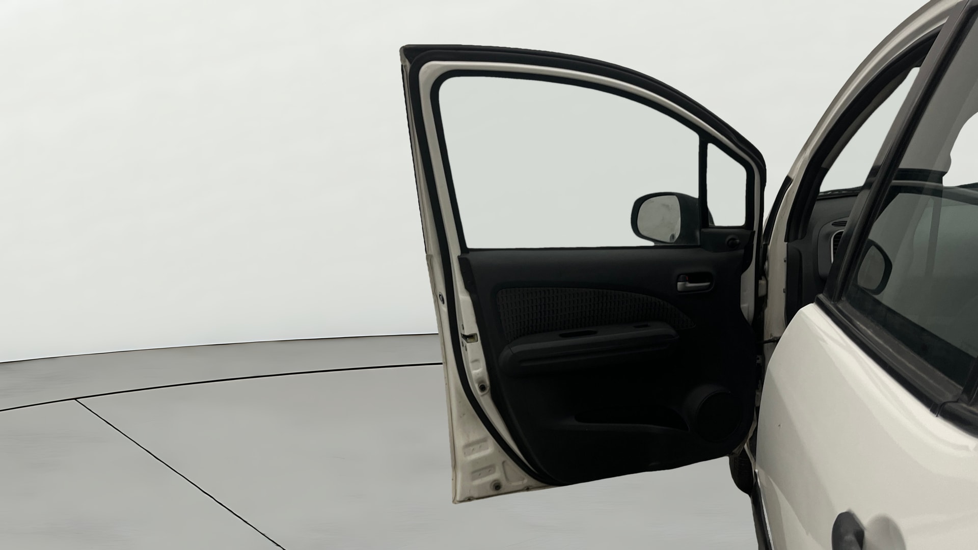 View 2014 Maruti Suzuki 1000 Base Variant Image 30 Used 2014 Maruti Suzuki 1000 Base Variant Image 30