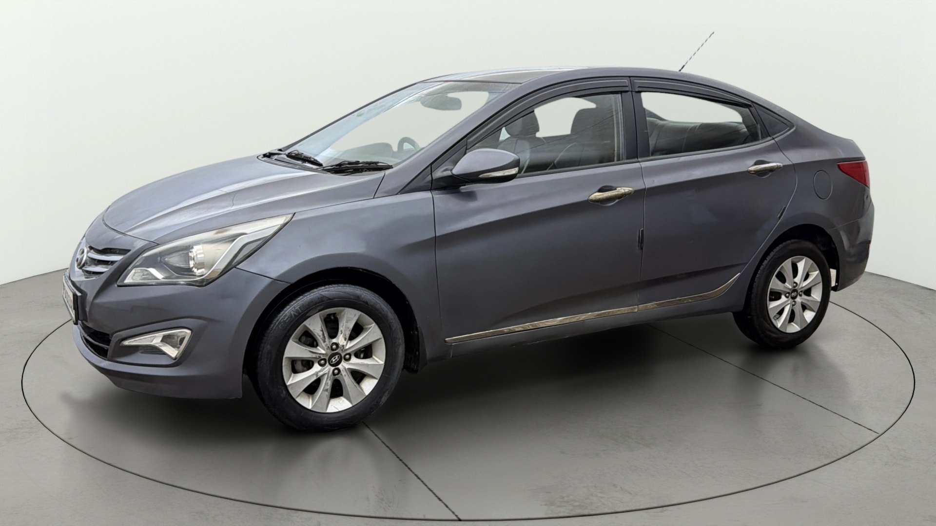View 2015 Hyundai Fluidic Verna 1.6 VTVT S Image 34 Used 2015 Hyundai Fluidic Verna 1.6 VTVT S Image 34