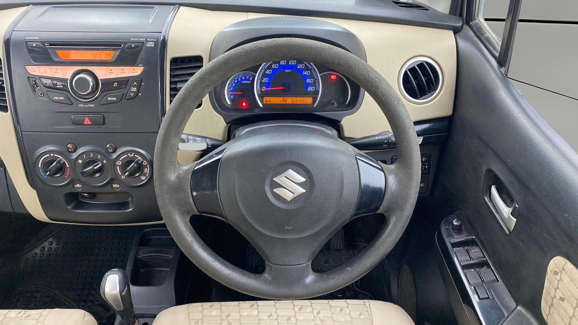 View 2017 Maruti Suzuki 1000 Base Variant Image 20 Used 2017 Maruti Suzuki 1000 Base Variant Image 20