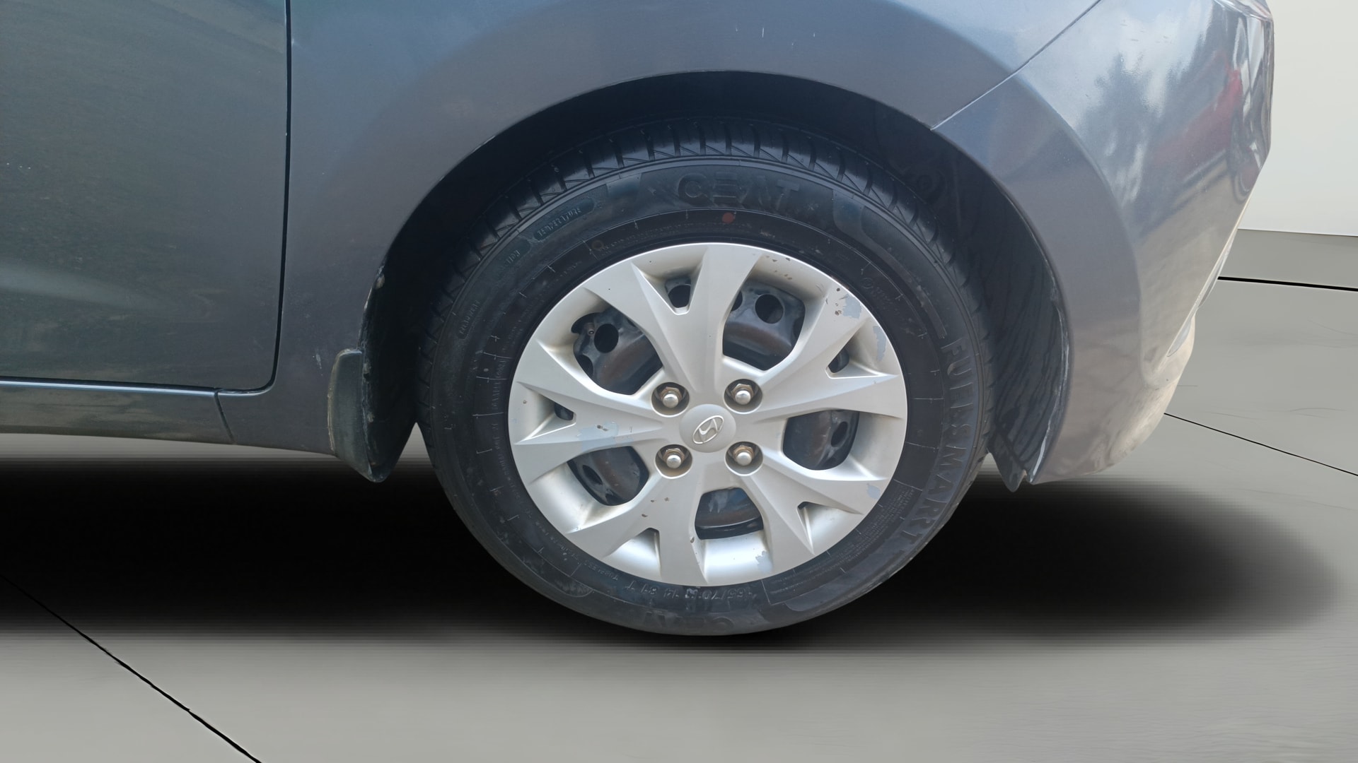 View 2015 Hyundai Grand i10 Magna 1.2 Kappa VTVT Image 39 Used 2015 Hyundai Grand i10 Magna 1.2 Kappa VTVT Image 39