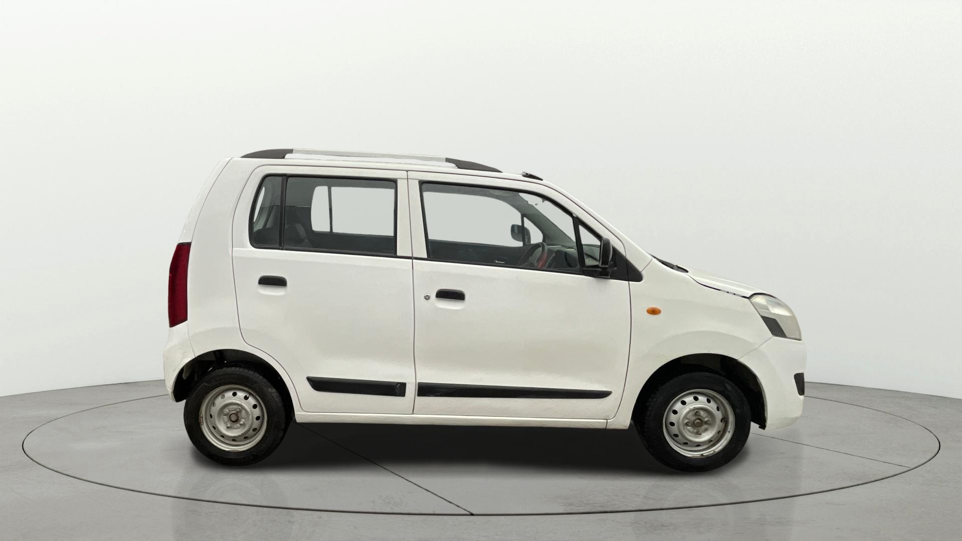 View 2014 Maruti Suzuki 1000 Base Variant Image 25 Used 2014 Maruti Suzuki 1000 Base Variant Image 25