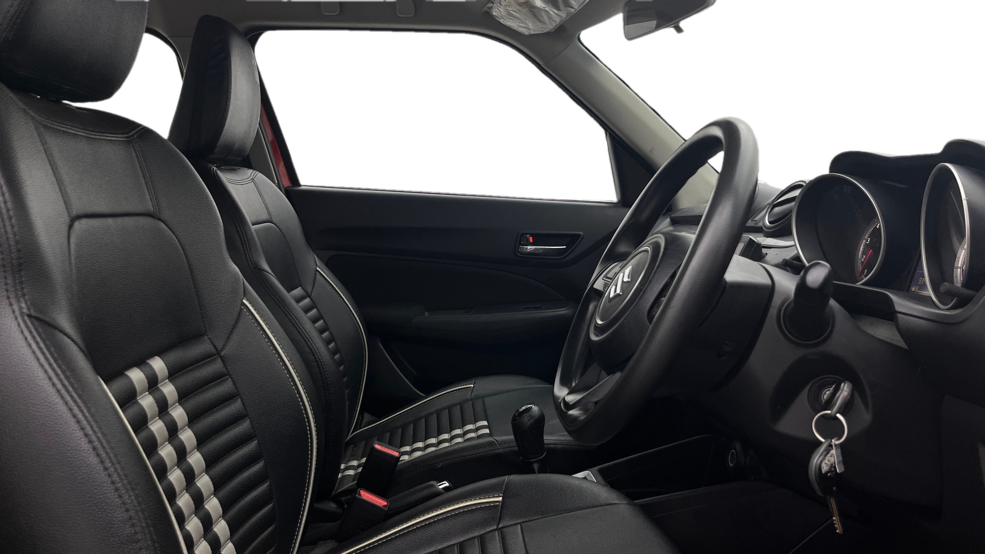 View 2018 Maruti Suzuki 1000 Base Variant Image 26 Used 2018 Maruti Suzuki 1000 Base Variant Image 26