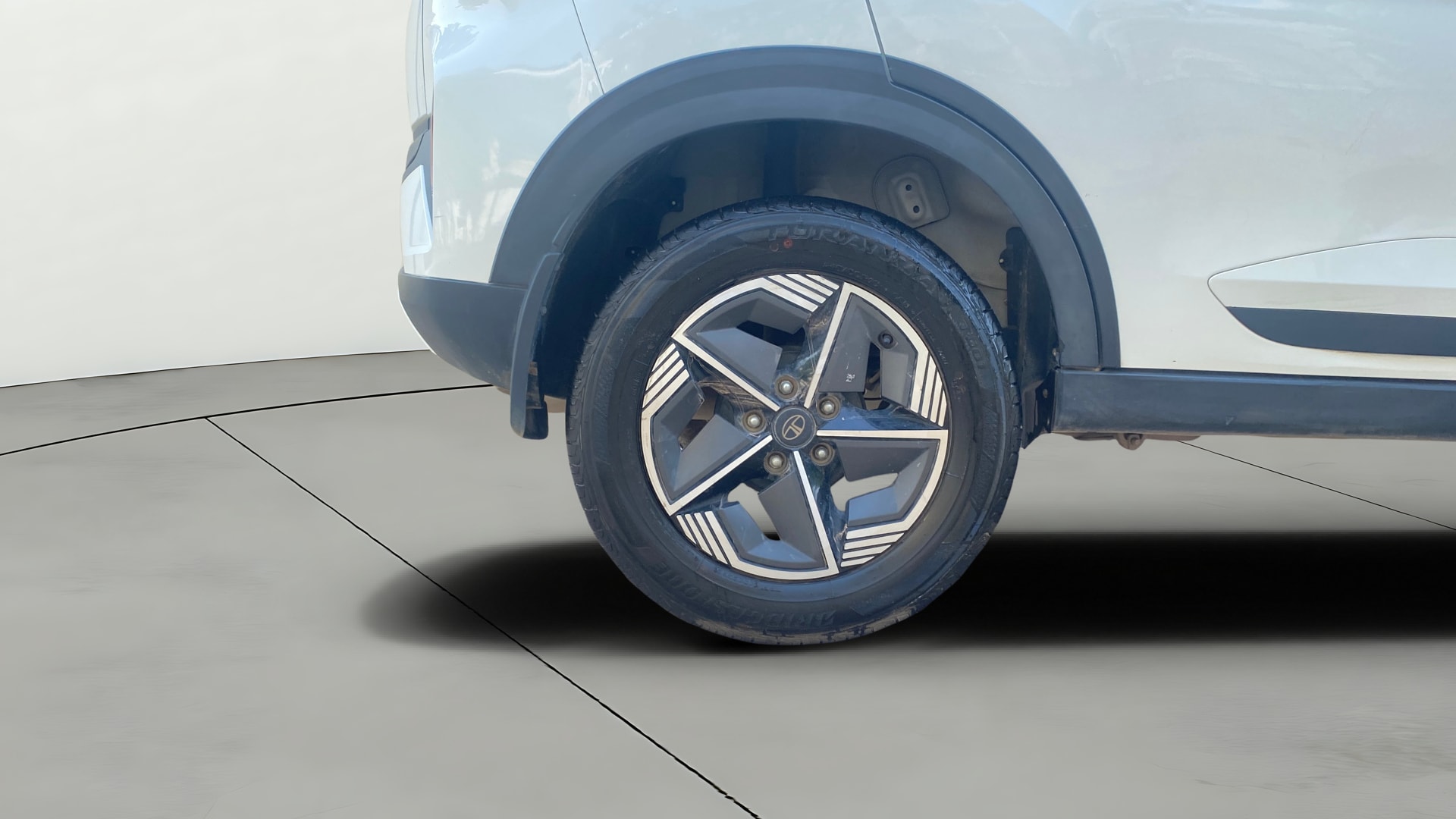 View 2024 Tata Nexon Revotron XE Image 25 Used 2024 Tata Nexon Revotron XE Image 25