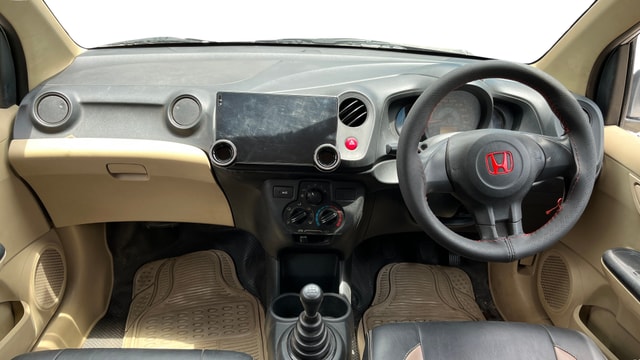 View Honda Amaze Image 15 Used Honda Amaze Image 15