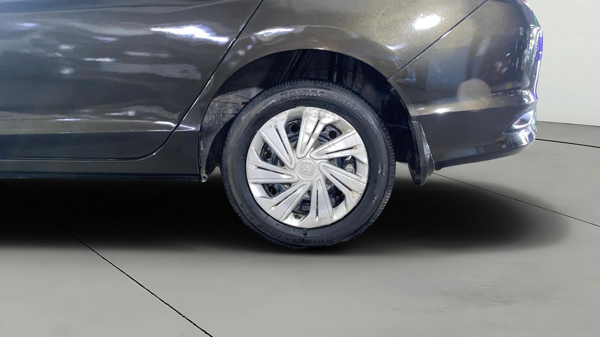 View 2018 Honda City ZX MT Diesel Anniversary Edition Image 12 Used 2018 Honda City ZX MT Diesel Anniversary Edition Image 12