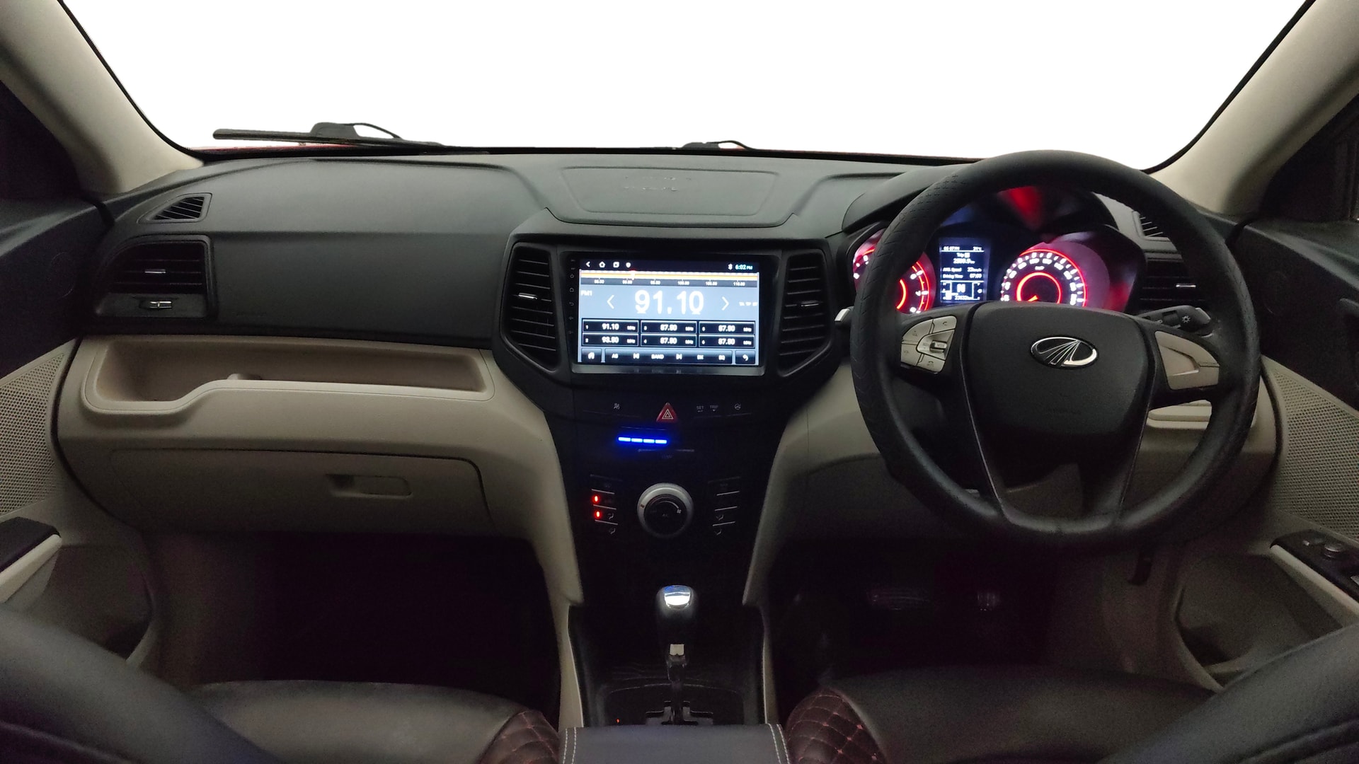 Used 2022 Mahindra XUV300 Used 2022 Mahindra XUV300