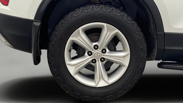 View Tata Harrier Image 25 Used Tata Harrier Image 25