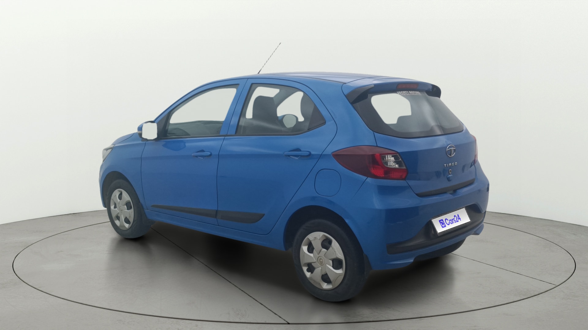 View 2020 Tata Tiago Revotorq XB Image 2 Used 2020 Tata Tiago Revotorq XB Image 2
