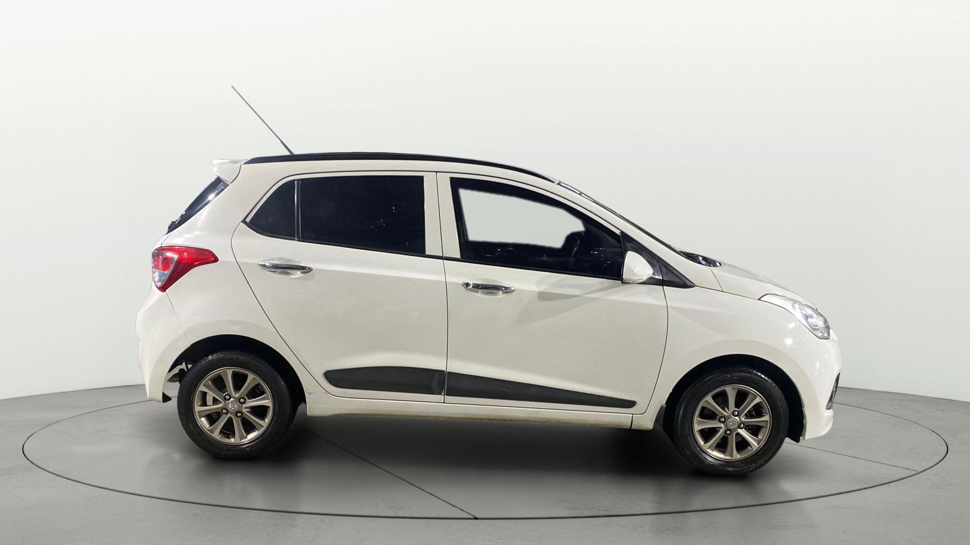 Used 2016 Hyundai Grand i10 Used 2016 Hyundai Grand i10