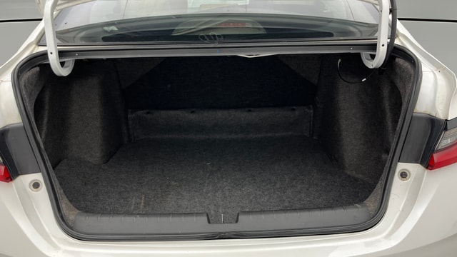 View Honda City ZX Image 40 Used Honda City ZX Image 40