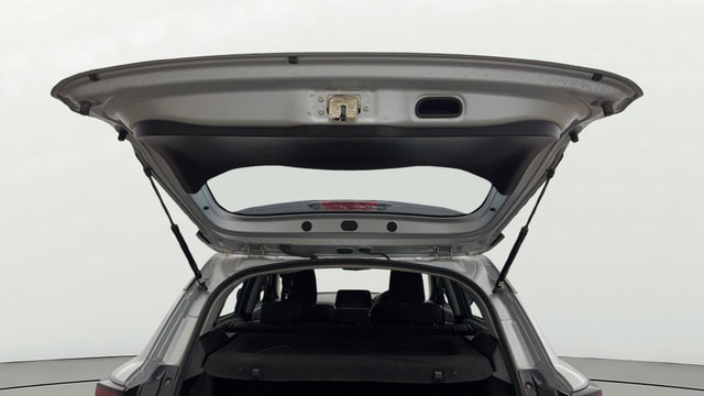 View Toyota Urban Cruiser Hyryder Image 17 Used Toyota Urban Cruiser Hyryder Image 17