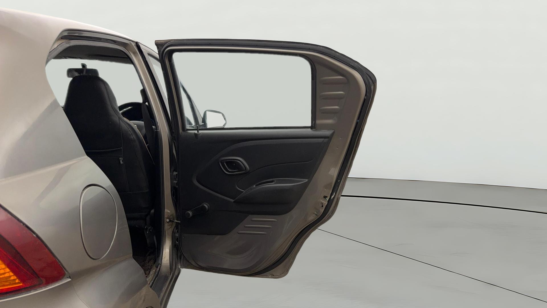 View 2019 Datsun Redi GO A Image 7 Used 2019 Datsun Redi GO A Image 7