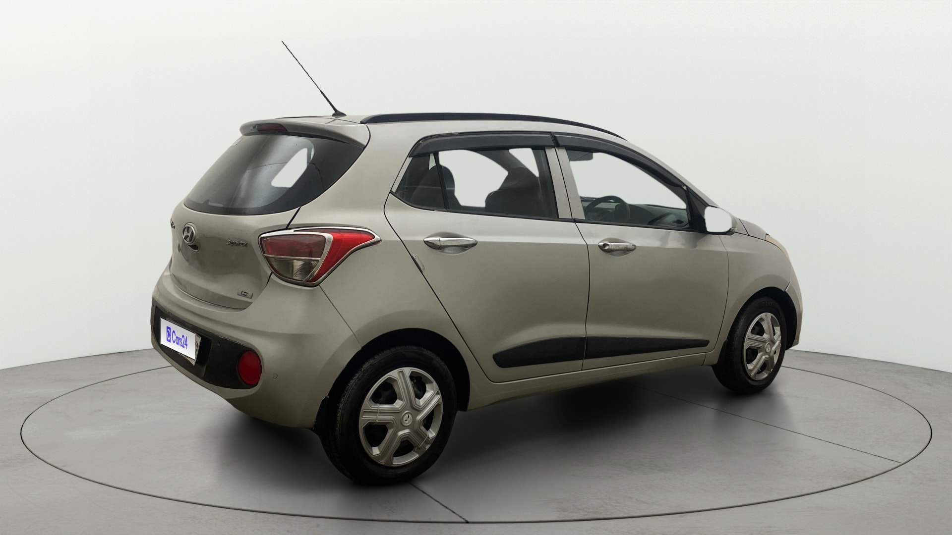 View 2017 Hyundai Grand i10 1.2 Sportz(O) Petrol Image 43 Used 2017 Hyundai Grand i10 1.2 Sportz(O) Petrol Image 43