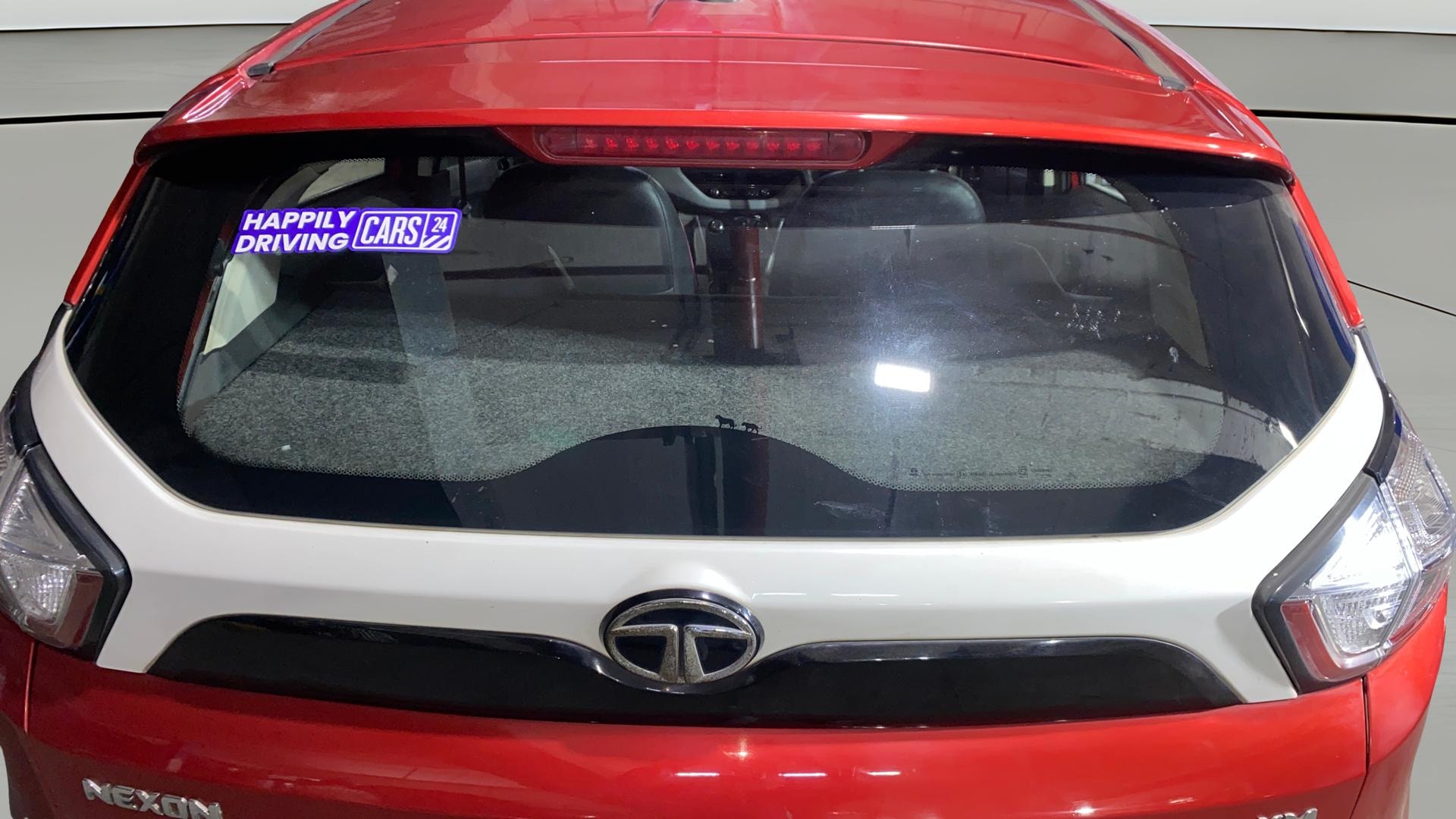 View 2018 Tata Nexon Revotron XM Image 4 Used 2018 Tata Nexon Revotron XM Image 4