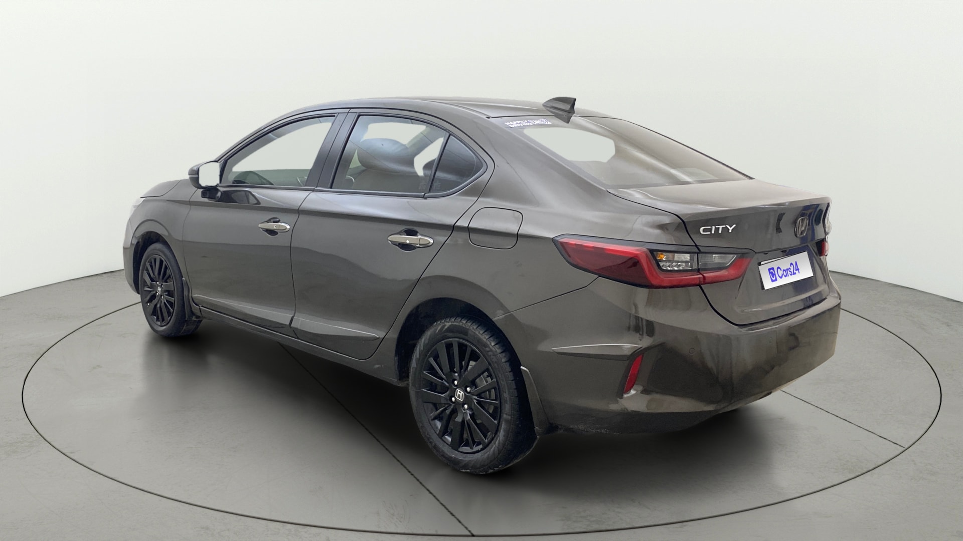 View 2020 Honda City ZX CVT Image 2 Used 2020 Honda City ZX CVT Image 2