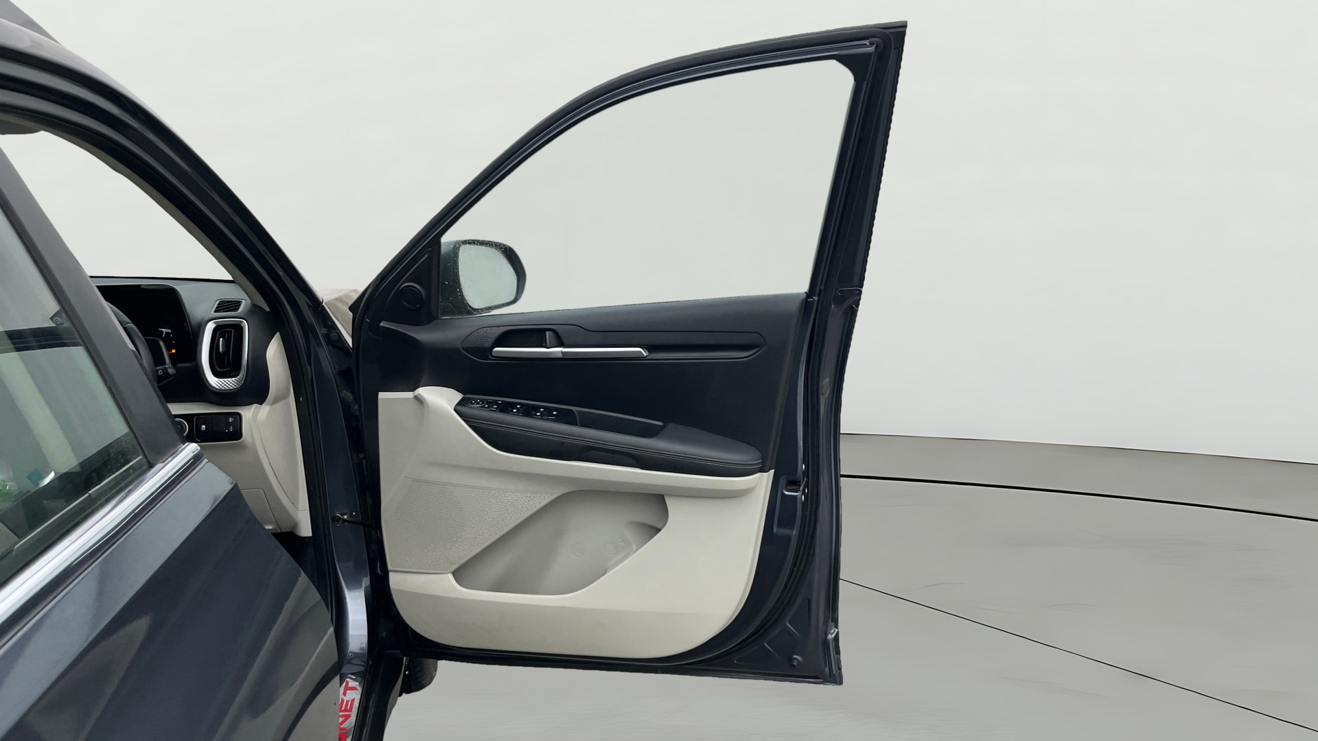 View 2021 Kia Sonet HTX Diesel Image 47 Used 2021 Kia Sonet HTX Diesel Image 47