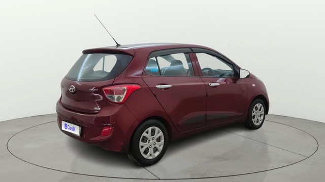 View Hyundai Grand i10 Image 42 Used Hyundai Grand i10 Image 42