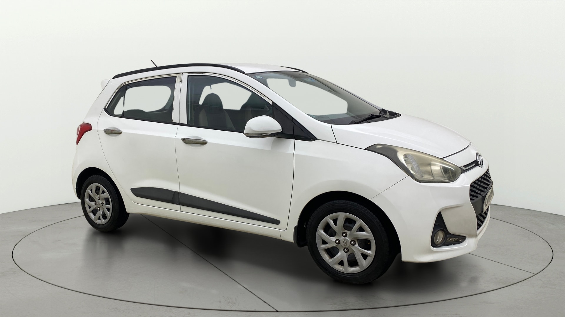 View 2019 Hyundai Grand i10 Sportz 1.2 Kappa Image 36 Used 2019 Hyundai Grand i10 Sportz 1.2 Kappa Image 36
