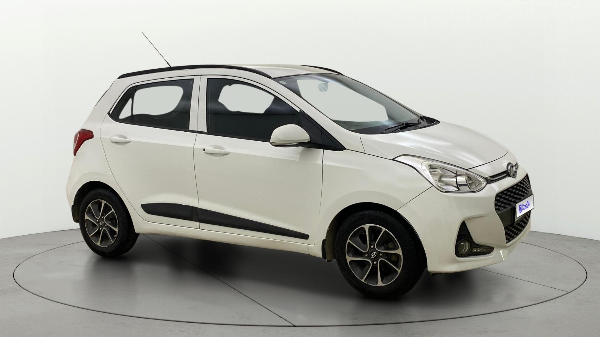 View 2017 Hyundai Grand i10 1.2 Sportz AT Petrol Image 36 Used 2017 Hyundai Grand i10 1.2 Sportz AT Petrol Image 36