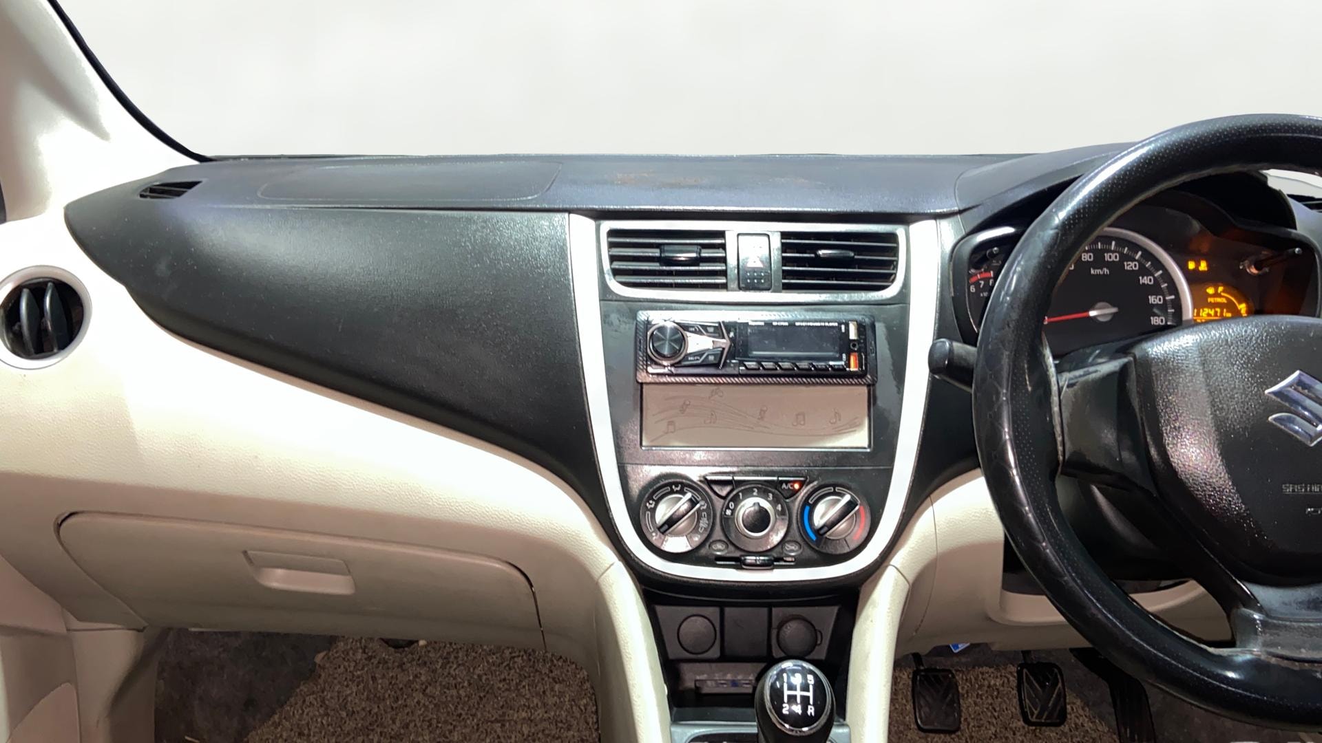 View 2019 Maruti Suzuki 1000 Base Variant Image 17 Used 2019 Maruti Suzuki 1000 Base Variant Image 17