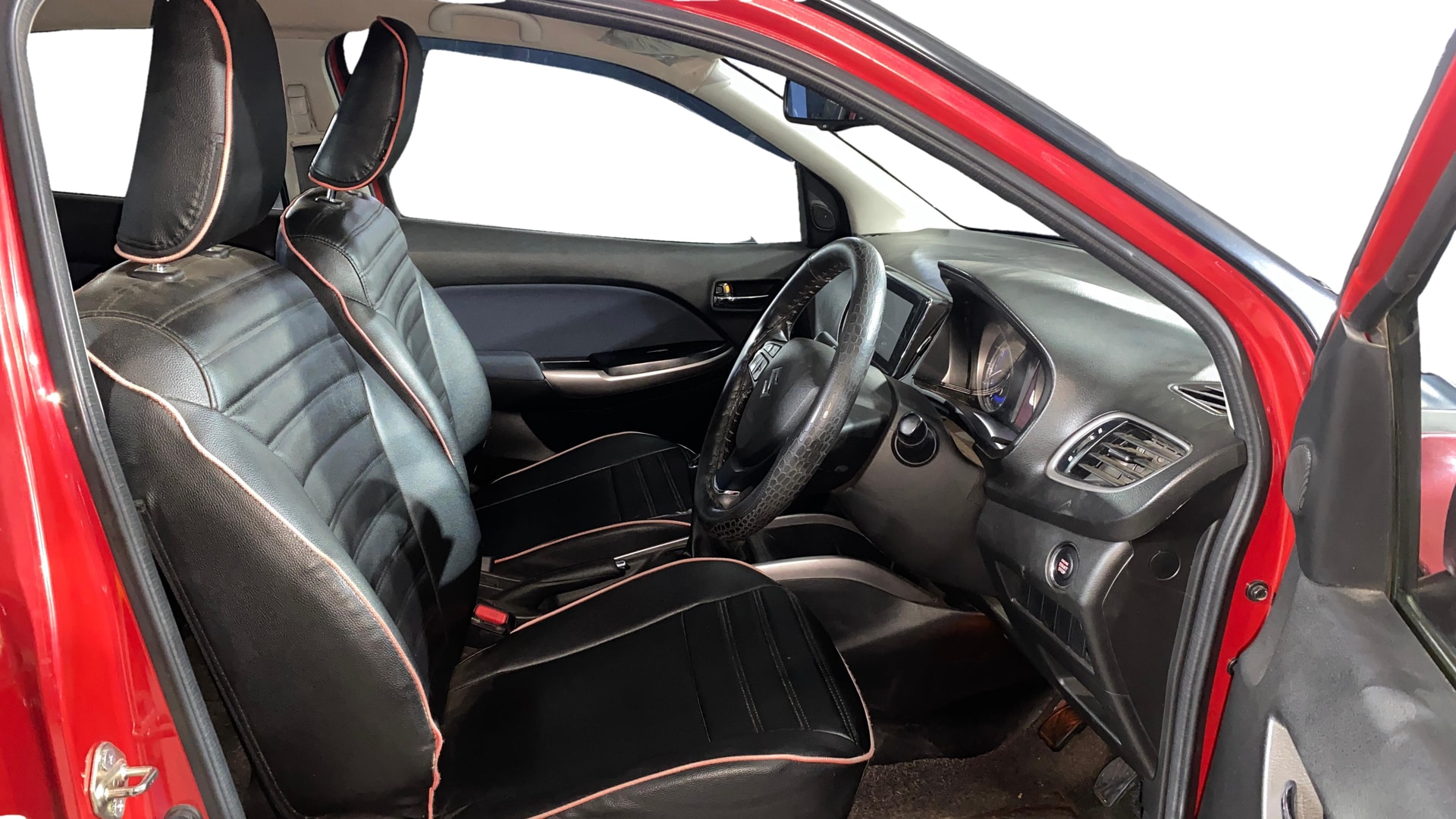 View 2022 Maruti Suzuki 1000 Base Variant Image 25 Used 2022 Maruti Suzuki 1000 Base Variant Image 25