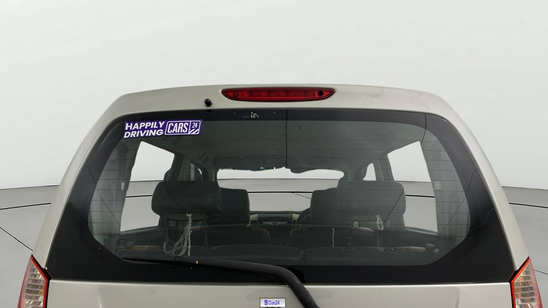 View 2017 Maruti Suzuki 1000 Base Variant Image 4 Used 2017 Maruti Suzuki 1000 Base Variant Image 4