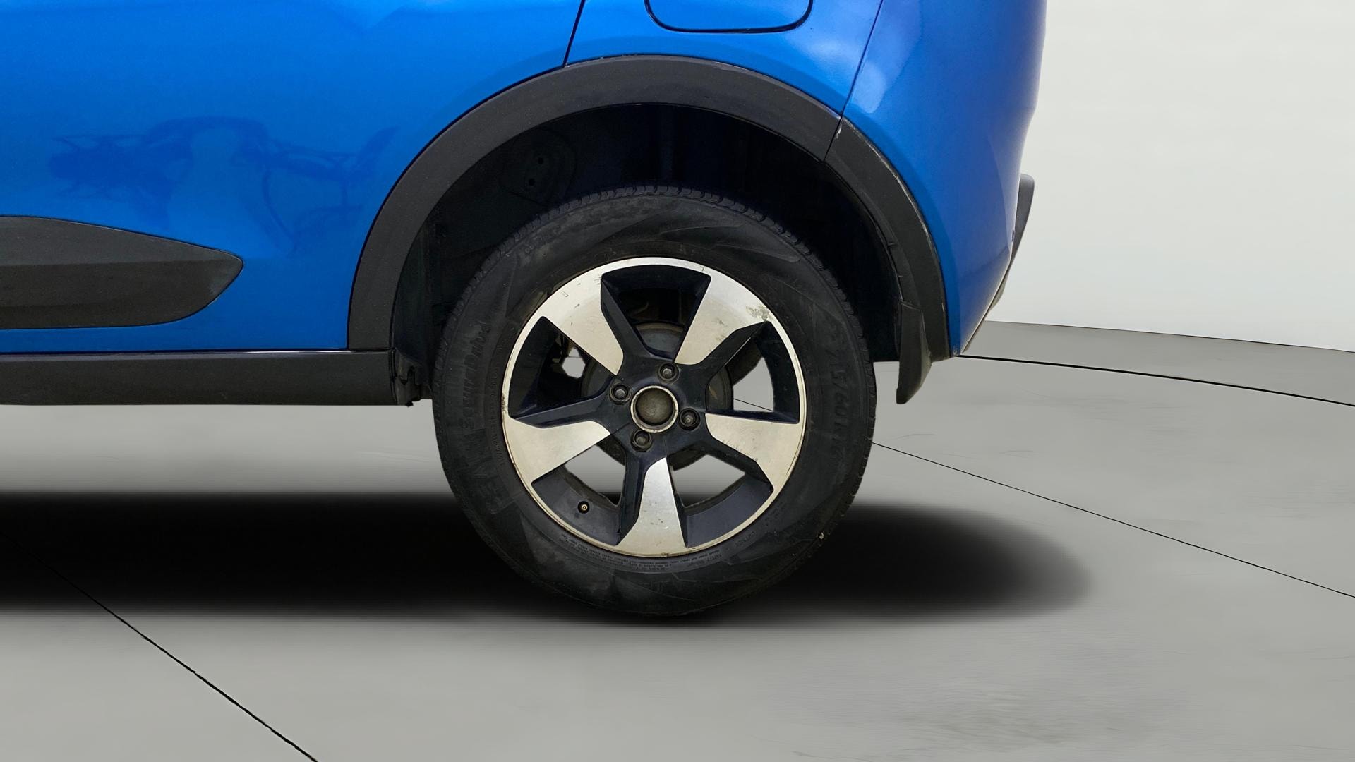 View 2019 Tata Nexon XZ Plus Diesel Image 11 Used 2019 Tata Nexon XZ Plus Diesel Image 11
