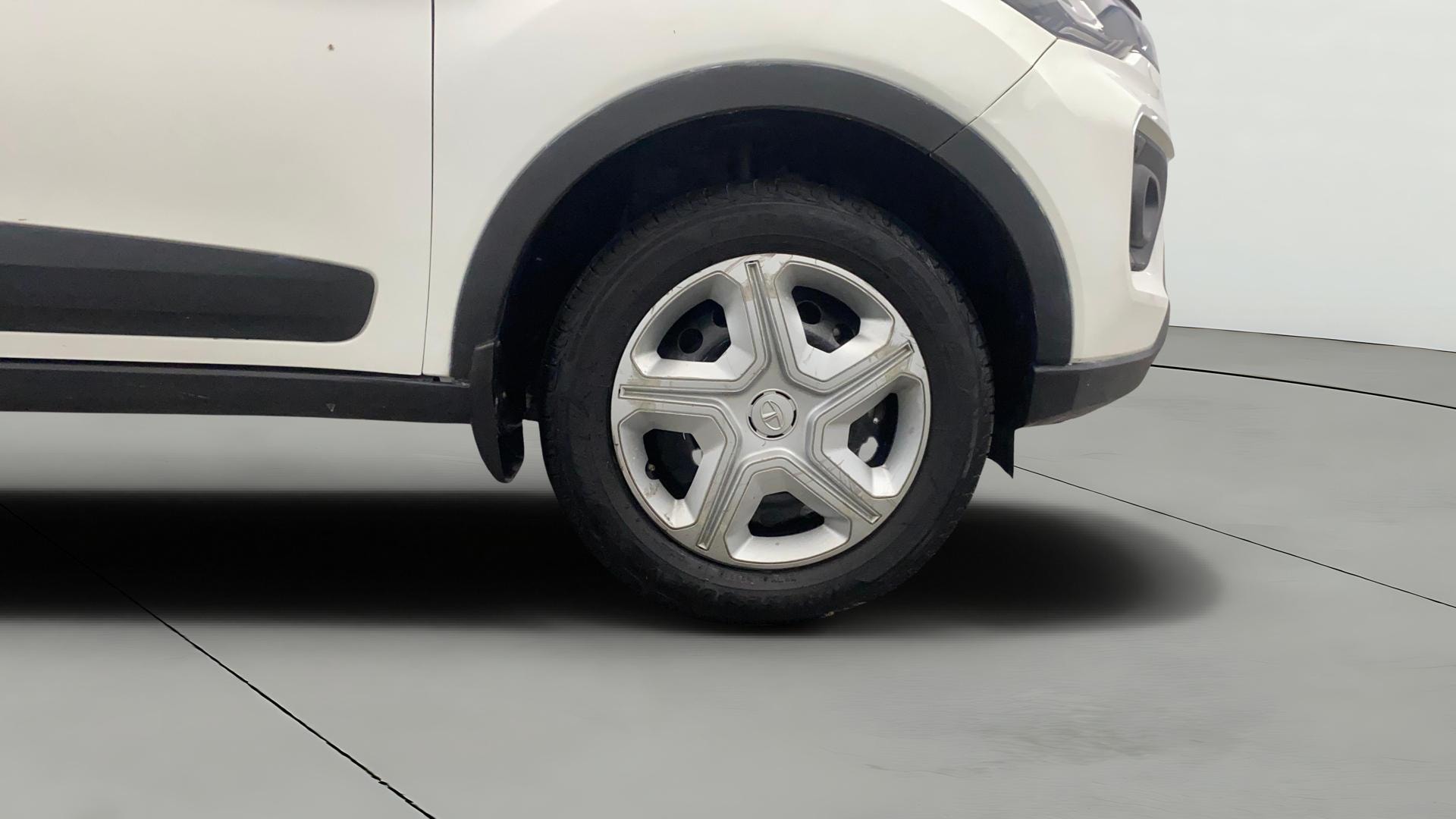 View 2021 Tata Nexon Revotron XZ Image 40 Used 2021 Tata Nexon Revotron XZ Image 40