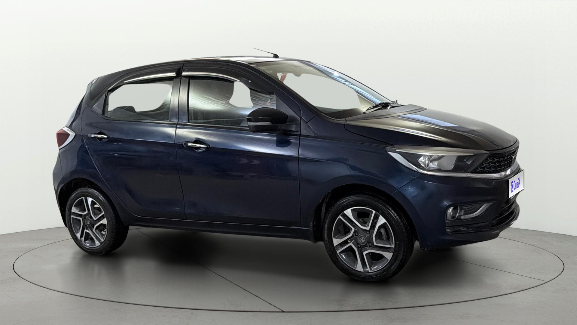 View 2022 Tata Tiago Revotorq XB Image 36 Used 2022 Tata Tiago Revotorq XB Image 36