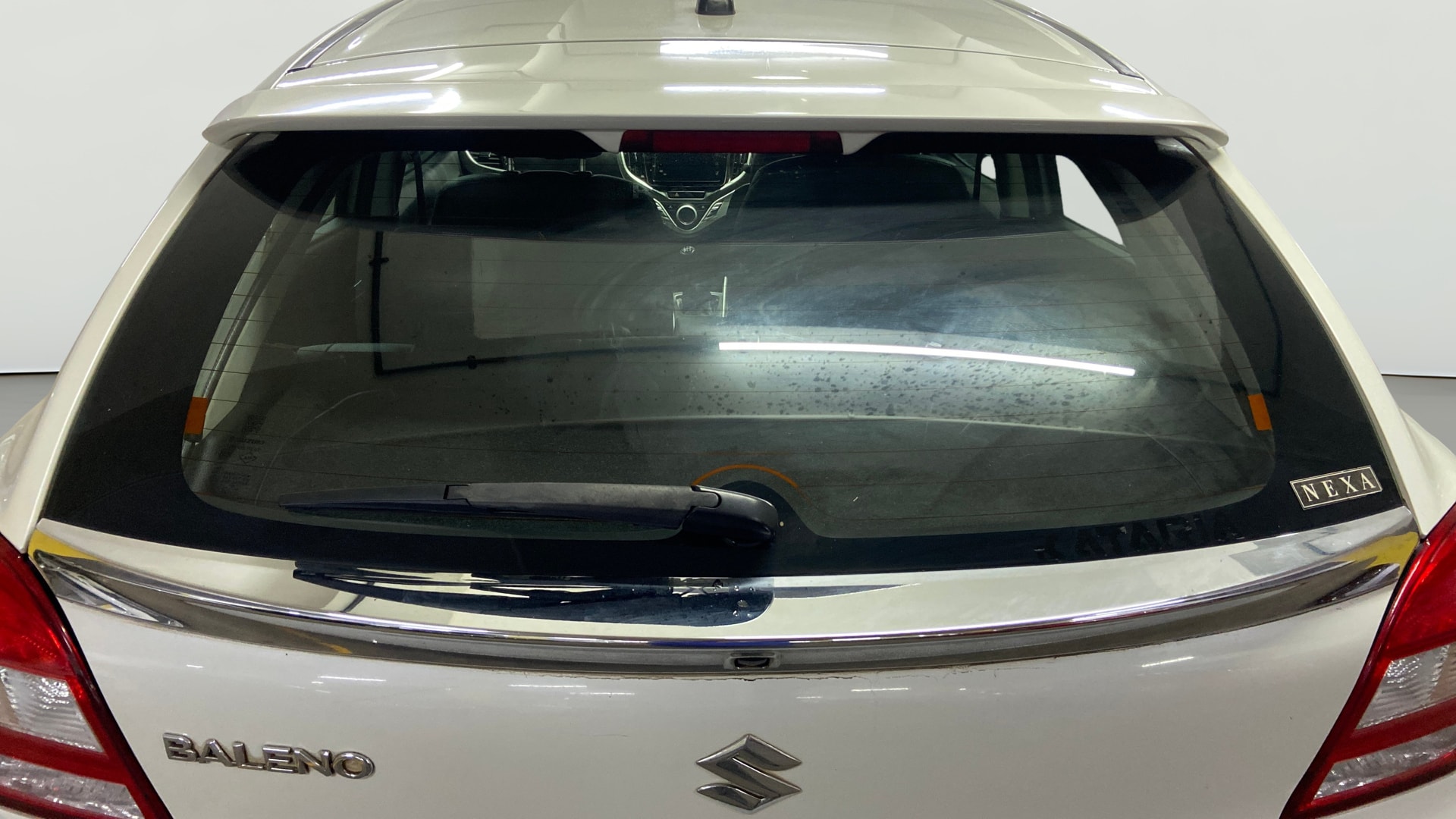 View 2018 Maruti Suzuki 1000 Base Variant Image 4 Used 2018 Maruti Suzuki 1000 Base Variant Image 4