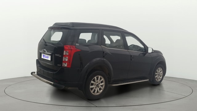 View Mahindra XUV500 Image 48 Used Mahindra XUV500 Image 48