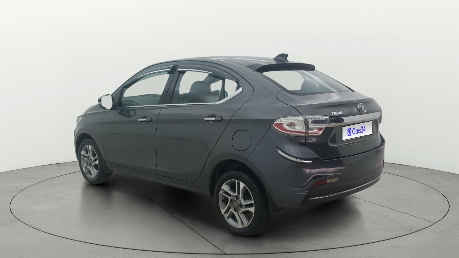 View 2022 Tata Tigor XE Diesel Image 2 Used 2022 Tata Tigor XE Diesel Image 2