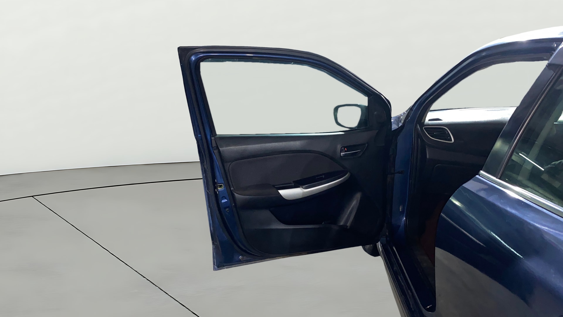 View 2017 Maruti Suzuki 1000 Base Variant Image 31 Used 2017 Maruti Suzuki 1000 Base Variant Image 31