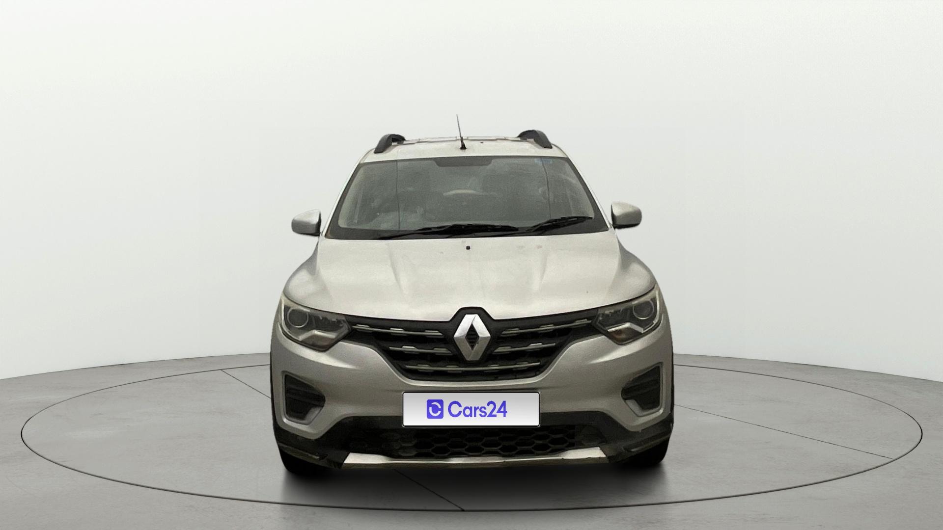 View 2020 Renault Triber RXZ Image 1 Used 2020 Renault Triber RXZ Image 1