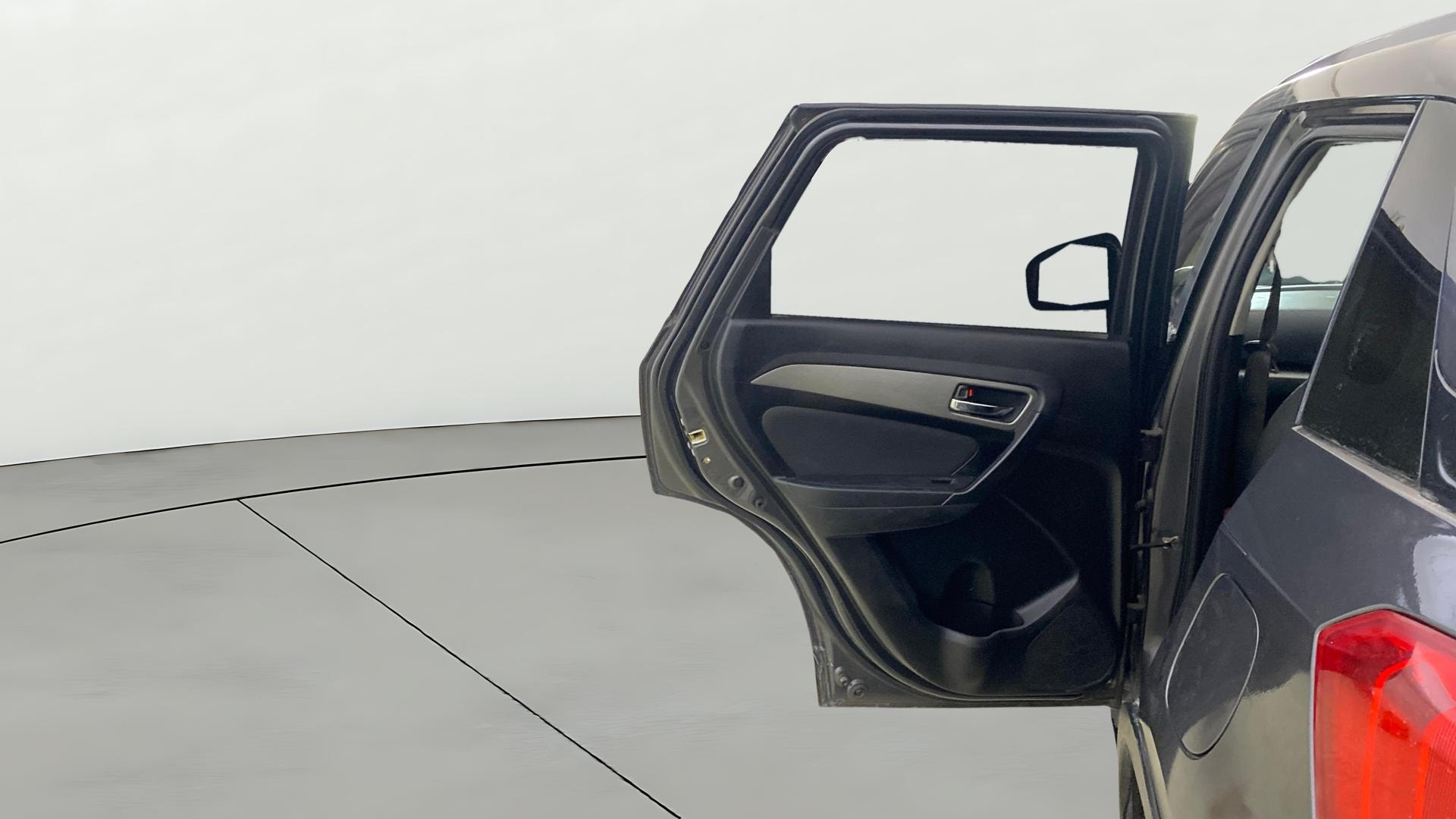 View 2019 Maruti Suzuki 1000 Base Variant Image 22 Used 2019 Maruti Suzuki 1000 Base Variant Image 22