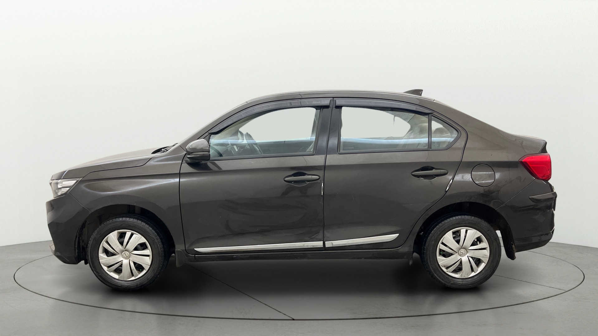 View 2019 Honda Amaze E MT Petrol BS IV Image 5 Used 2019 Honda Amaze E MT Petrol BS IV Image 5