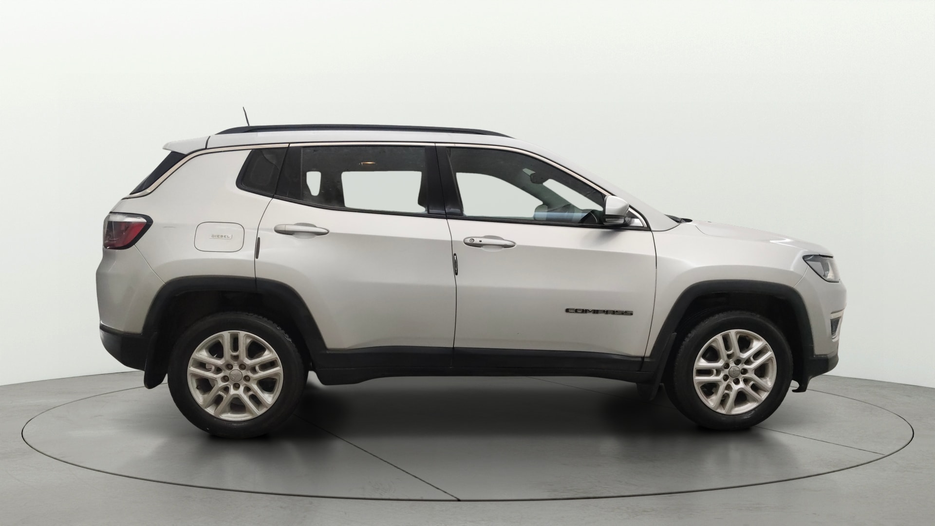 View 2018 Jeep Compass Limited 4X4 2.0 Diesel BS IV Image 8 Used 2018 Jeep Compass Limited 4X4 2.0 Diesel BS IV Image 8