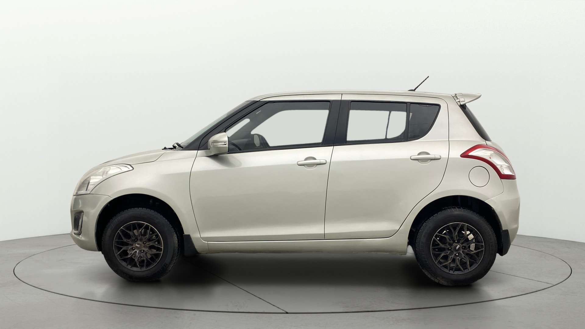 View 2017 Maruti Suzuki 1000 Base Variant Image 5 Used 2017 Maruti Suzuki 1000 Base Variant Image 5