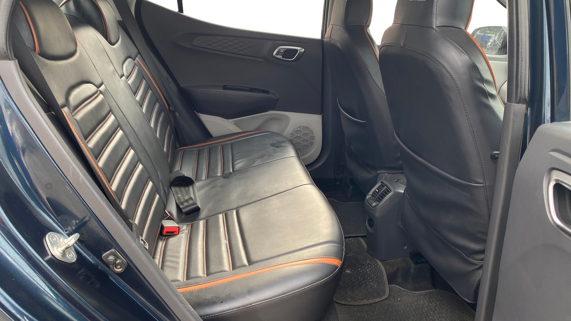 View 2021 Hyundai Grand i10 Nios Sportz Petrol AMT Image 29 Used 2021 Hyundai Grand i10 Nios Sportz Petrol AMT Image 29