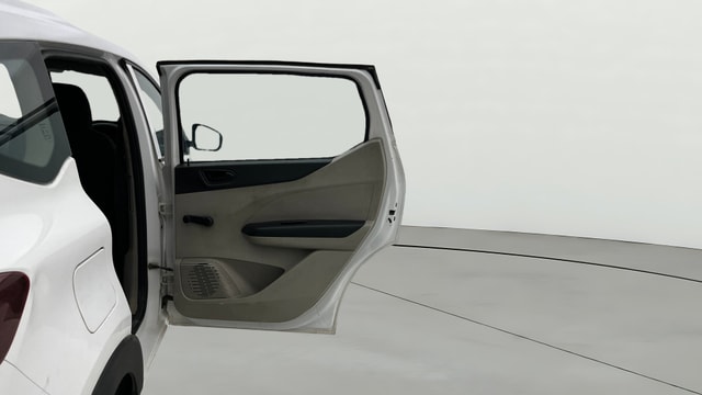 View Renault Triber Image 7 Used Renault Triber Image 7