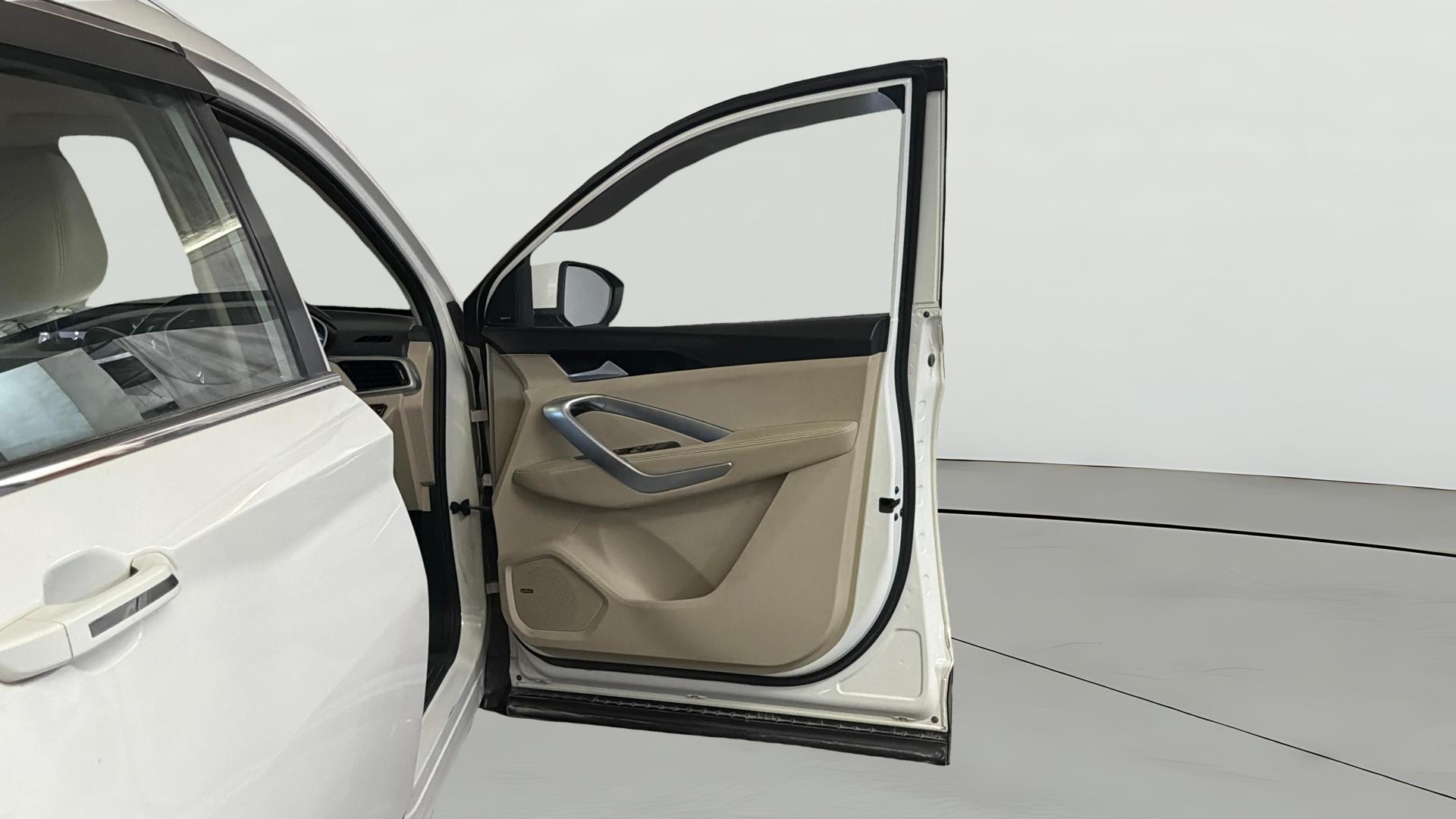 View 2021 MG Hector Sharp Diesel Image 48 Used 2021 MG Hector Sharp Diesel Image 48