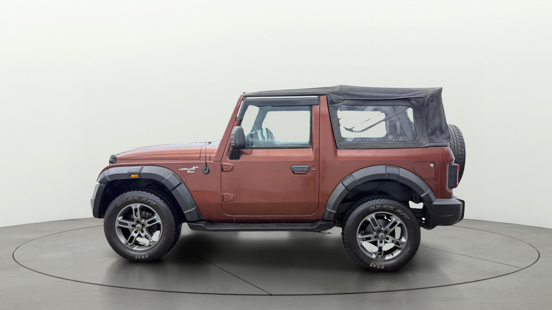 View 2021 Mahindra Thar AX Standard Manual Soft Top 6 Seater Image 6 Used 2021 Mahindra Thar AX Standard Manual Soft Top 6 Seater Image 6