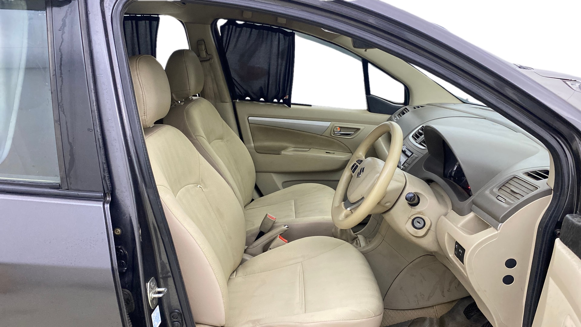View 2018 Maruti Suzuki 1000 Base Variant Image 27 Used 2018 Maruti Suzuki 1000 Base Variant Image 27