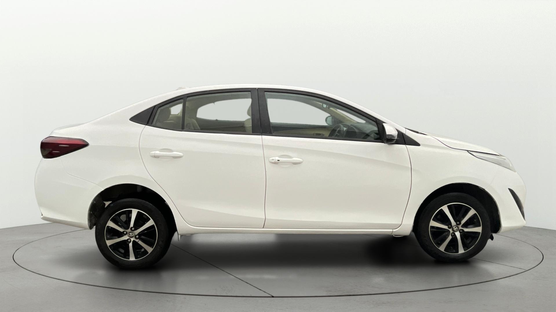 View 2020 Toyota Yaris G MT Image 8 Used 2020 Toyota Yaris G MT Image 8