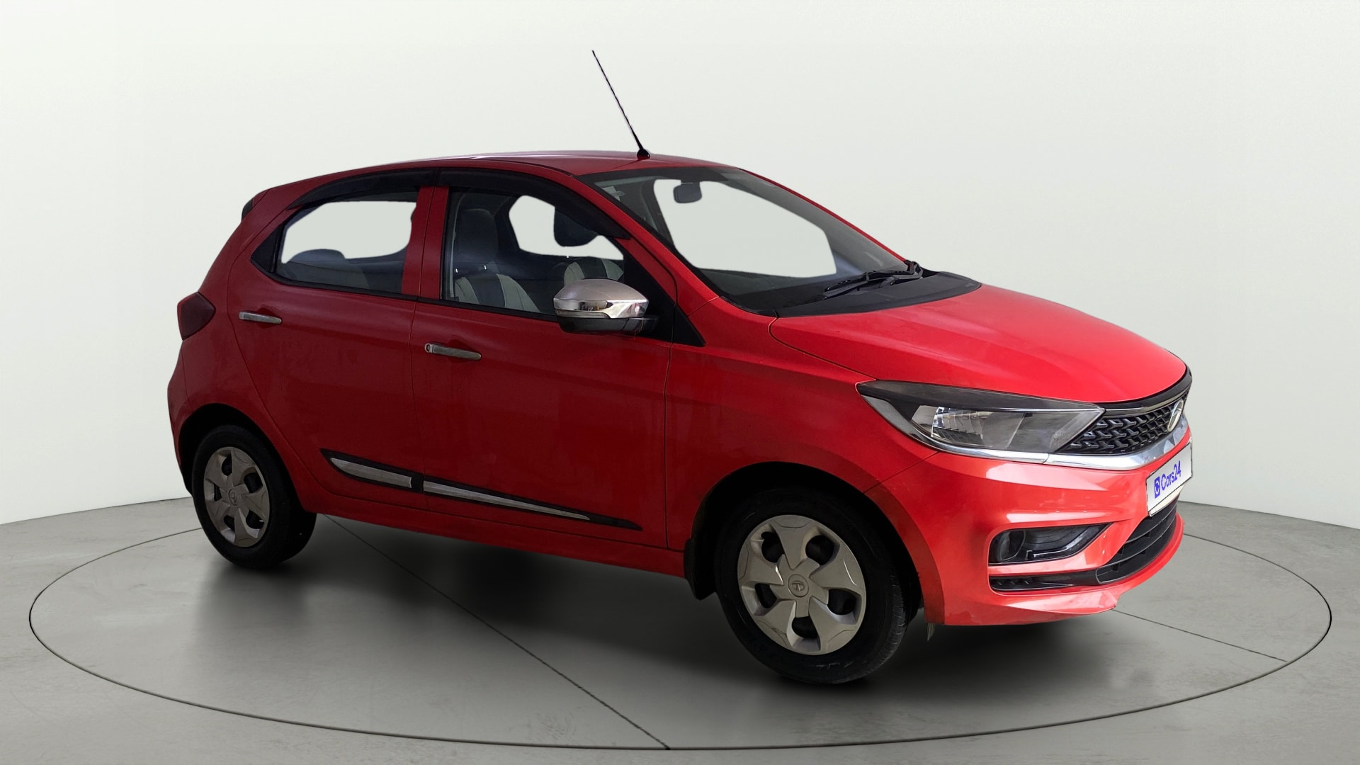 View 2020 Tata Tiago Revotorq XB Image 21 Used 2020 Tata Tiago Revotorq XB Image 21