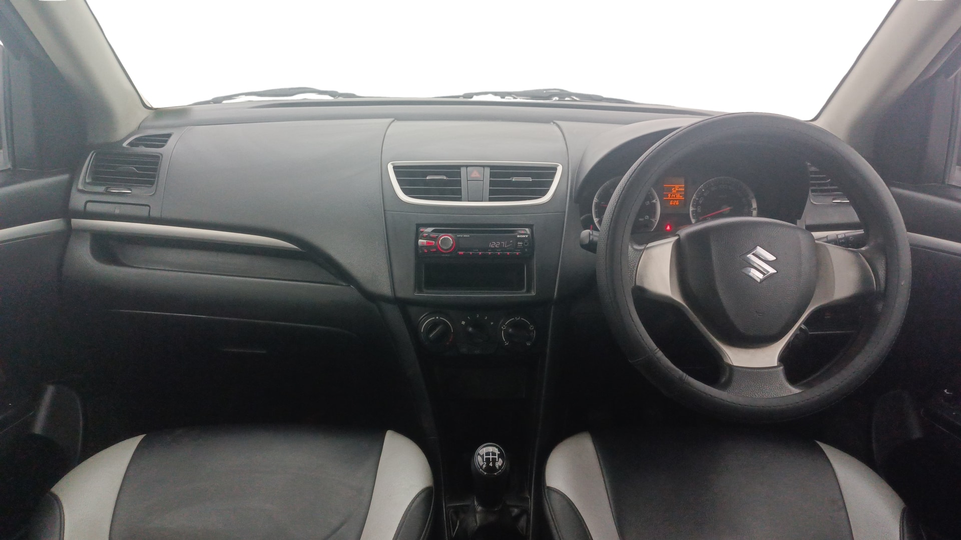 View 2014 Maruti Suzuki 1000 Base Variant Image 15 Used 2014 Maruti Suzuki 1000 Base Variant Image 15