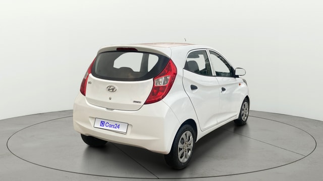 View Hyundai EON Image 41 Used Hyundai EON Image 41