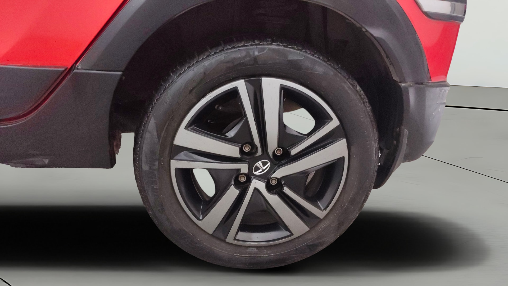View 2022 Tata Tiago NRG XZ Revotron Image 11 Used 2022 Tata Tiago NRG XZ Revotron Image 11