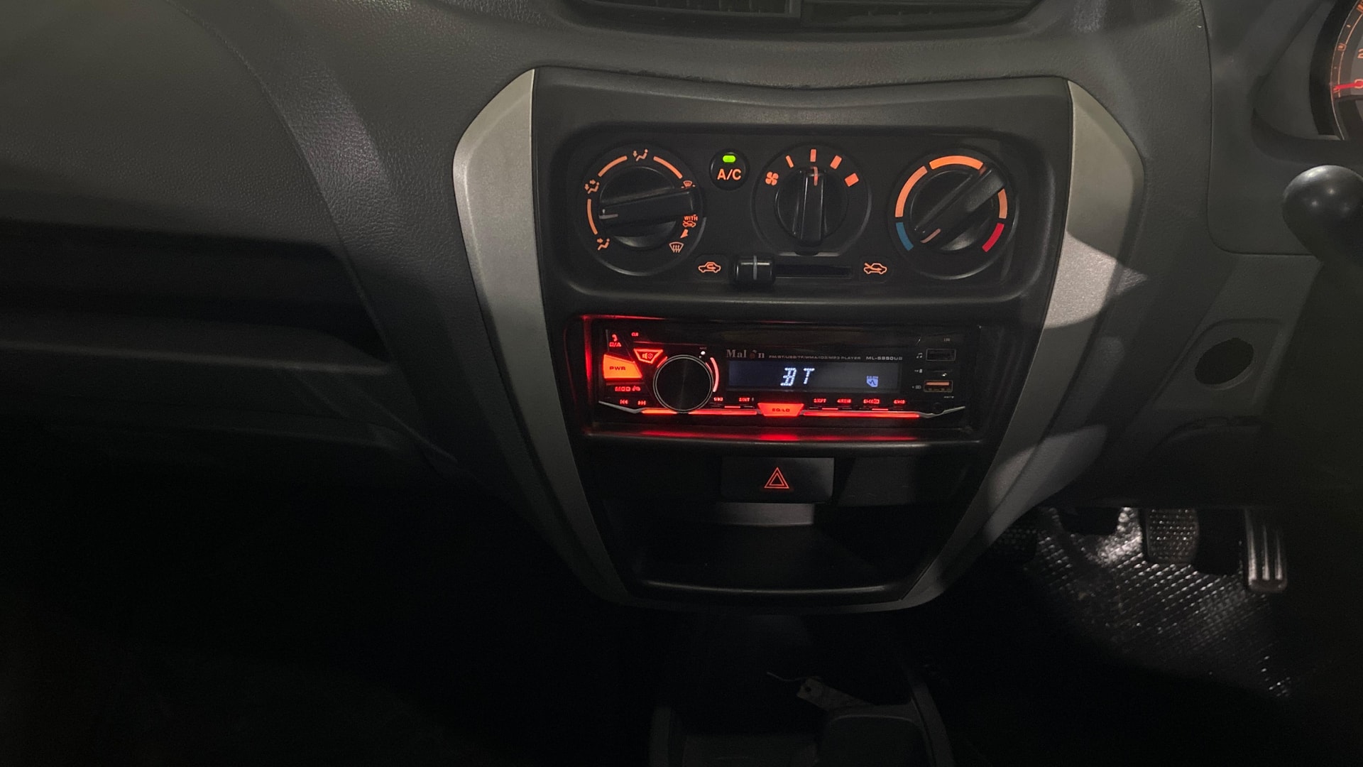 View 2014 Maruti Suzuki Alto 800 LX Image 17 Used 2014 Maruti Suzuki Alto 800 LX Image 17