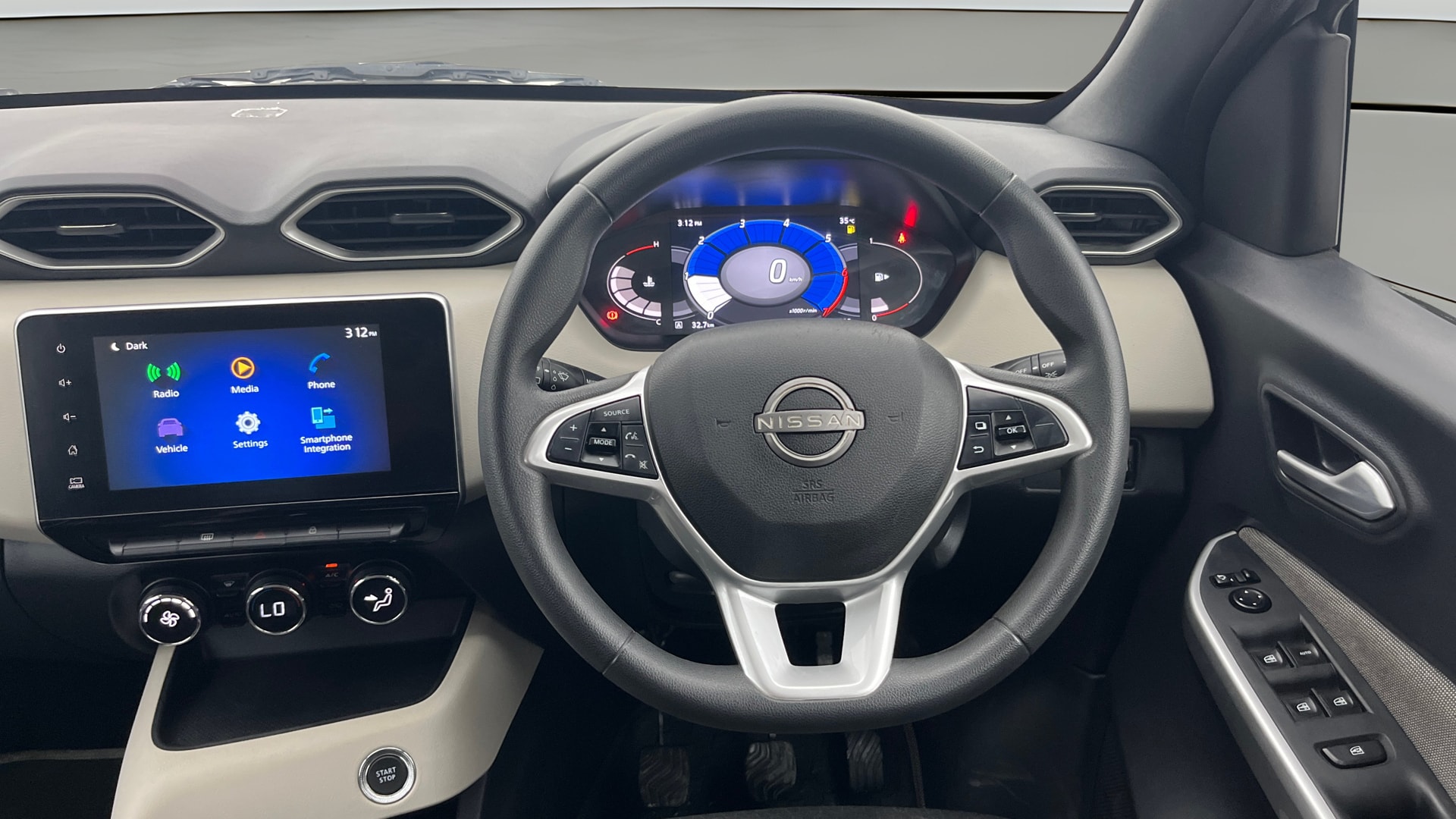 Used 2021 Nissan Magnite Used 2021 Nissan Magnite